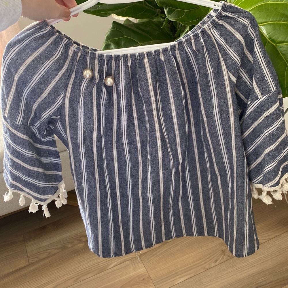 Cute Crop Top SZ Medium